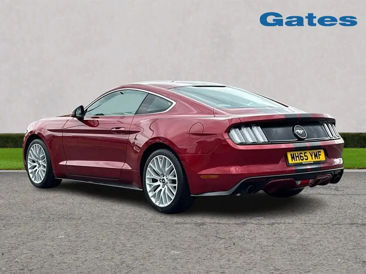 2016-ford-mustang-23-317ps-with-custom-pack-fastback-big-4