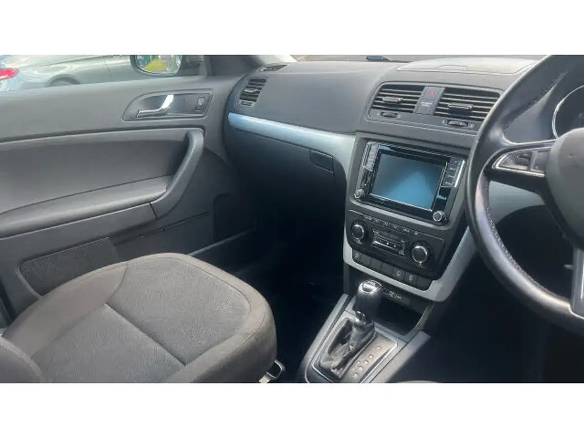 2016-skoda-yeti-12-tsi-se-dsg-big-13