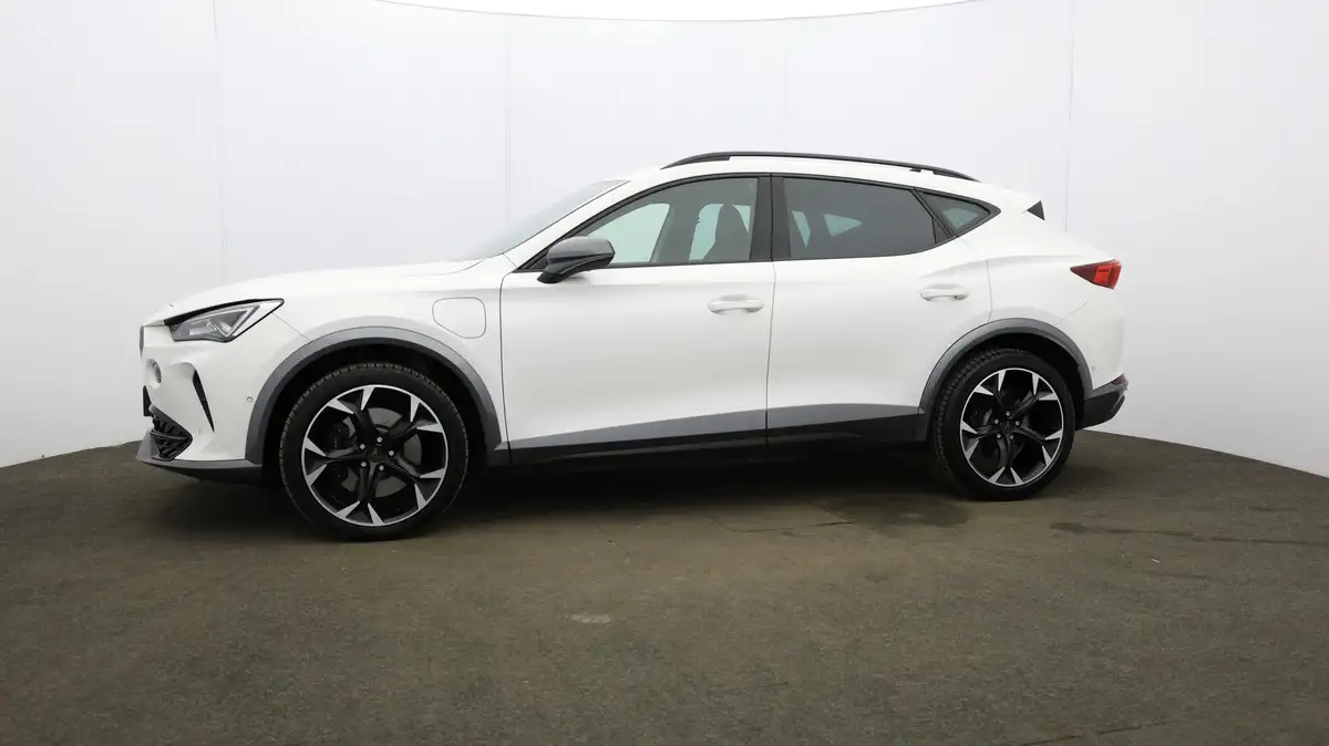 2022-cupra-formentor-14-e-hybrid-vz1-big-13