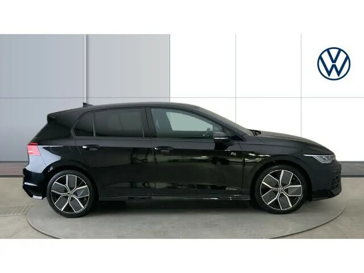 2024-volkswagen-golf-20tdi-r-line-hatchback-dsg-big-3