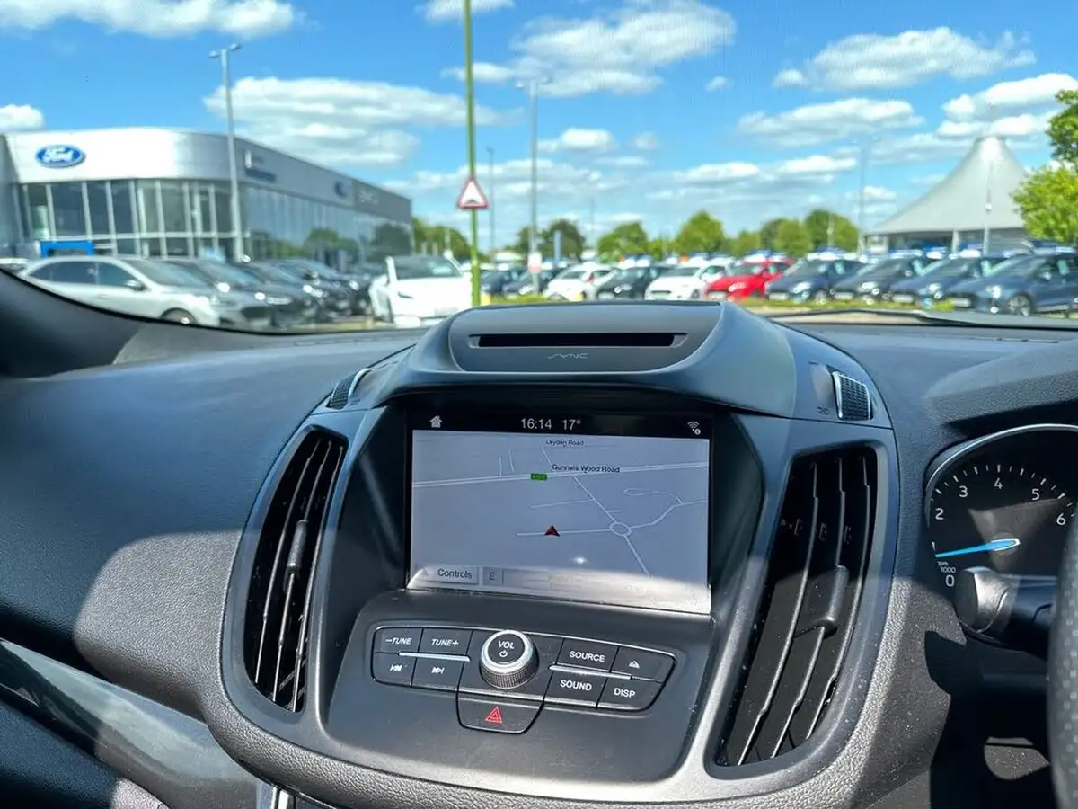 2019-ford-kuga-15t-st-line-edition-150ps-ss-big-19