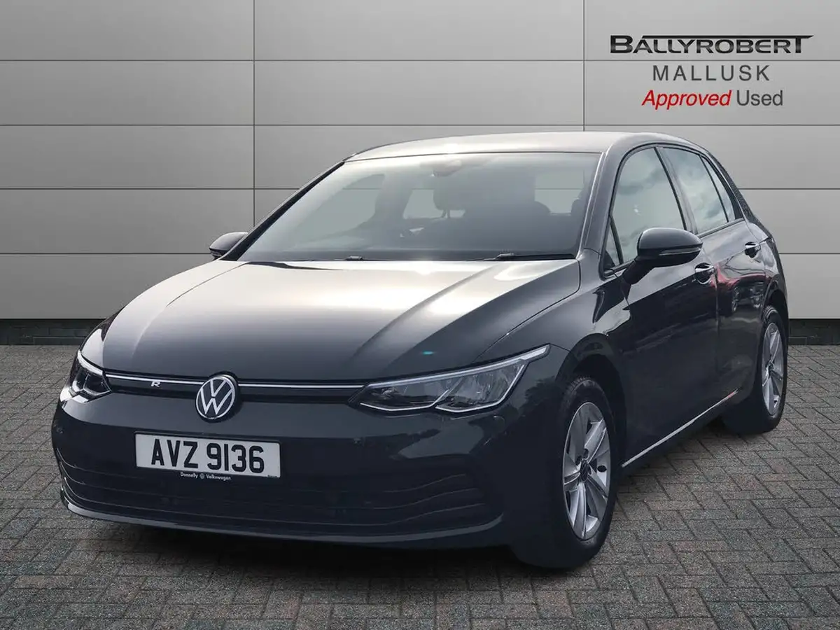 2024-volkswagen-golf-10-tsi-life-hatchback-big-13