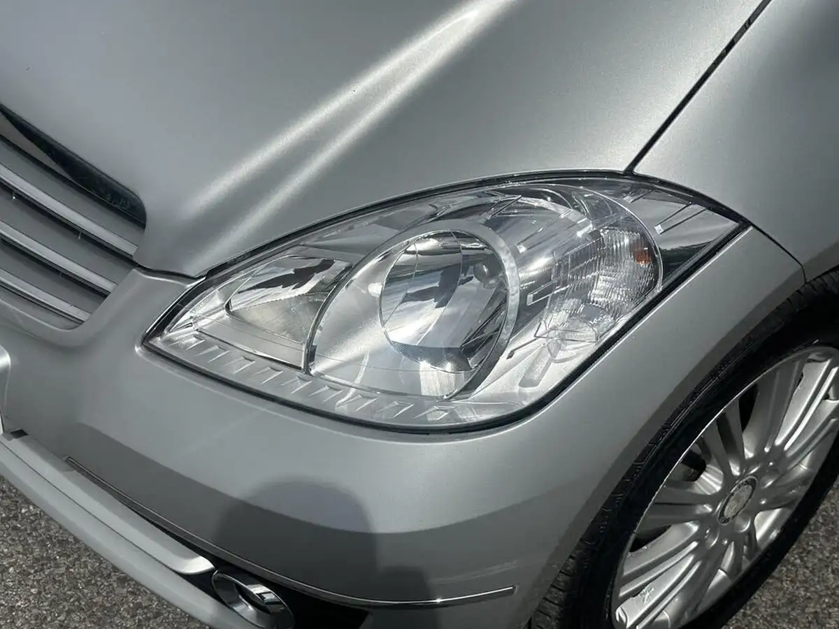 2011-mercedes-benz-a-class-15-a160-elegance-se-cvt-big-29
