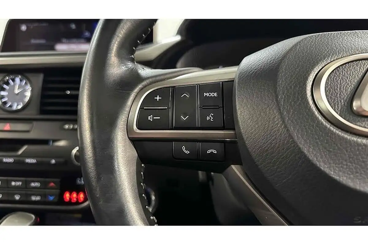 2017-lexus-rx-450h-35-premier-sun-big-50