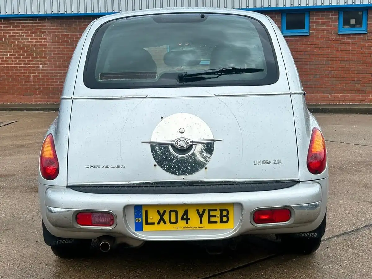 2004-chrysler-pt-cruiser-20-limited-auto-big-10