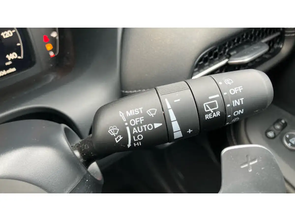 2024-honda-zr-v-20-i-mmd-advance-big-28