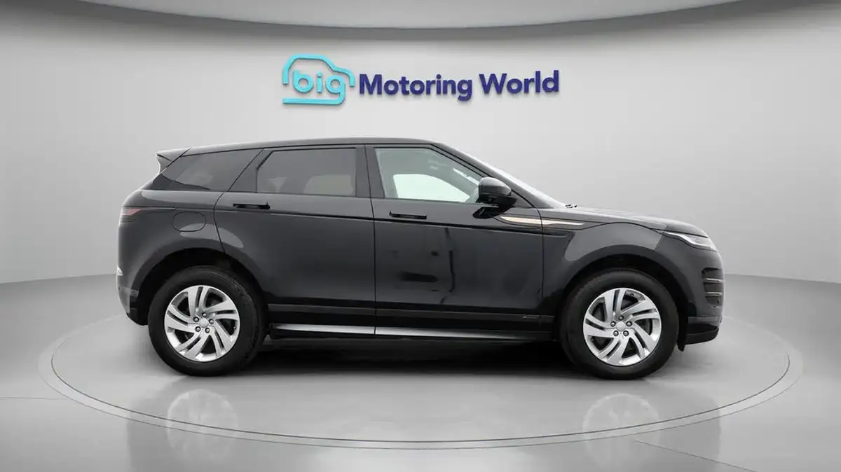 2021-land-rover-range-rover-evoque-15-p300e-r-dynamic-s-big-8