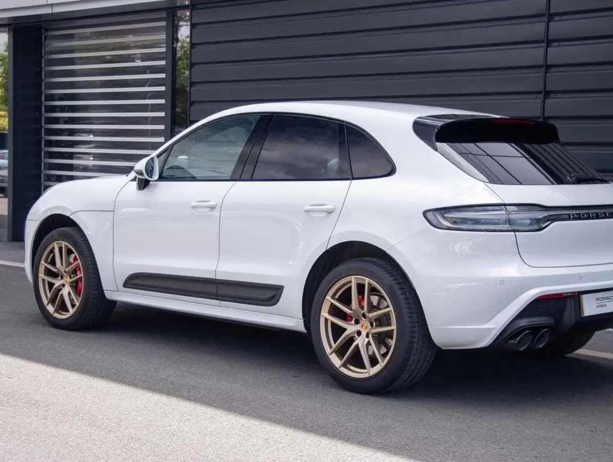 2022-porsche-macan-29-v6-s-big-21