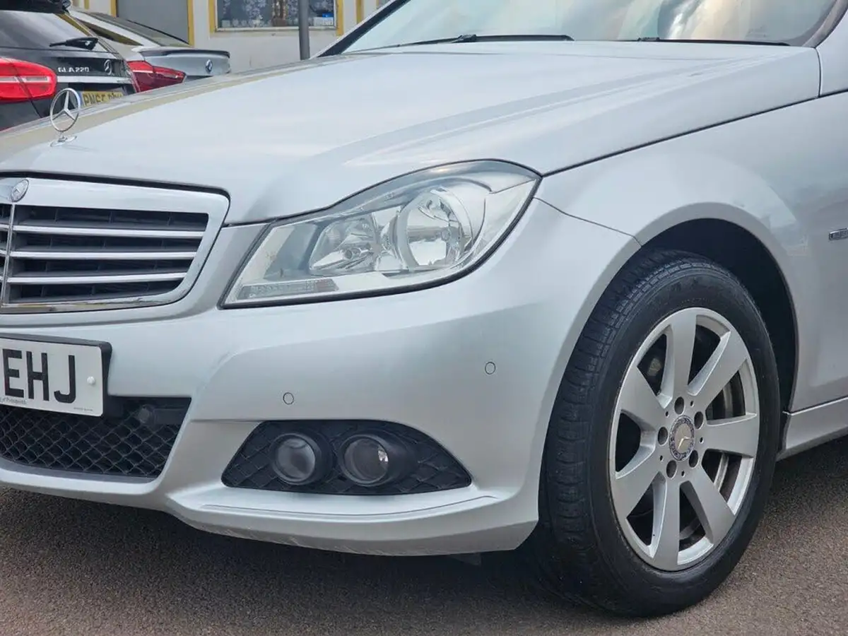 2011-mercedes-benz-c-class-21td-c220-cdi-se-21cdi-blue-f-estate-5d-2143cc-7g-tronic-big-36