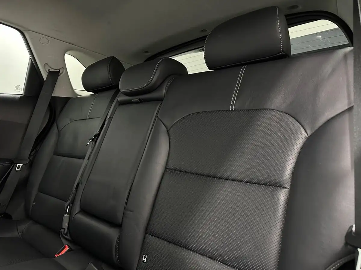2017-kia-niro-16-gdi-4-big-36