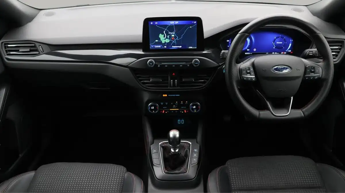 2020-ford-focus-15-st-line-x-hatchback-big-13