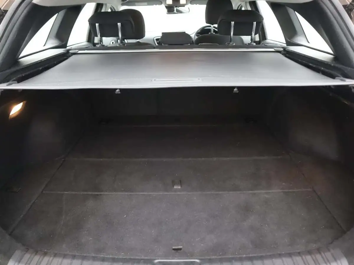 2022-kia-ceed-10-t-gdi-2-sportswagon-big-6