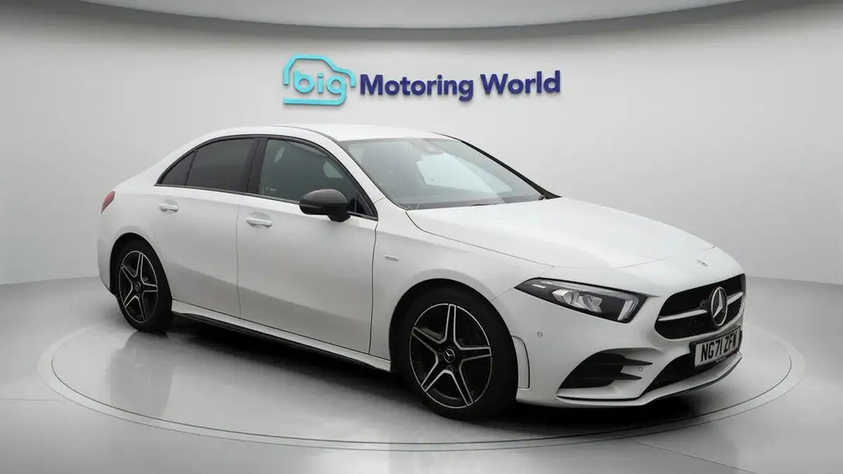 2022-mercedes-benz-a-class-13-a180-amg-line-executive-edition-saloon-4d-7g-dct-big-1
