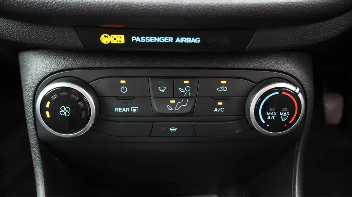 2019-ford-fiesta-10t-active-1-125ps-big-12