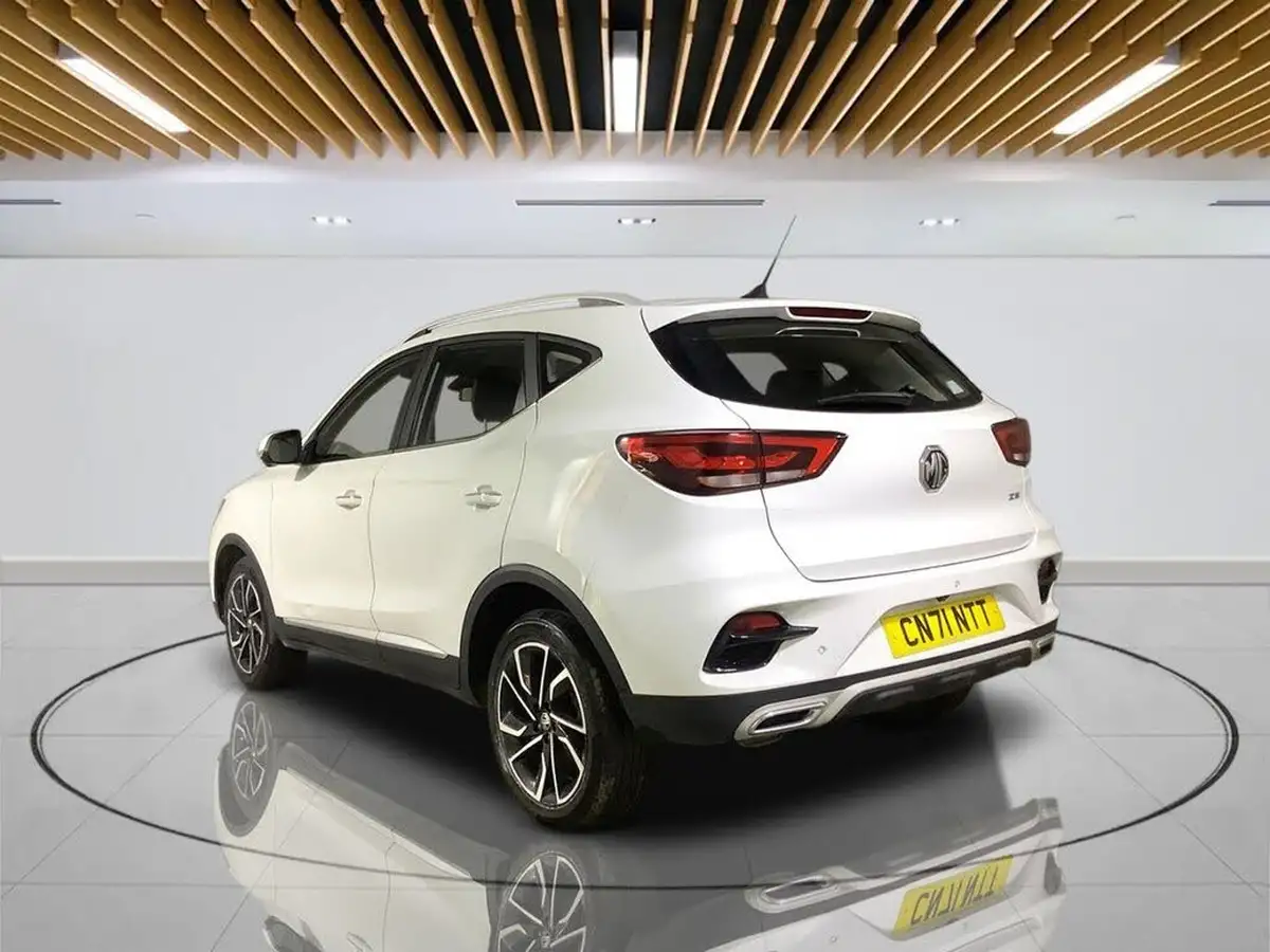 2021-mg-zs-suv-15-vti-tech-exclusive-big-6