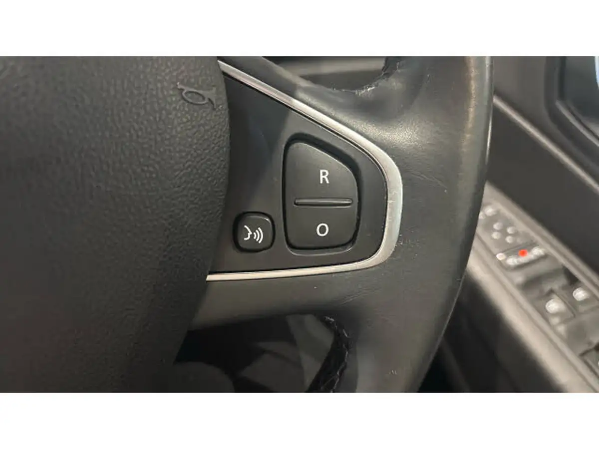 2017-renault-captur-09-tce-dynamique-s-nav-big-41