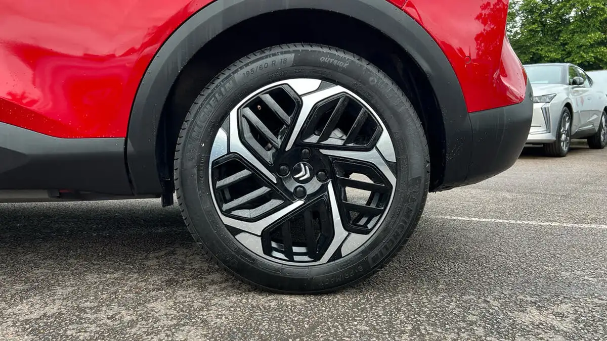 2024-citroen-c4-12-puretech-max-130ps-ss-eat8-big-13