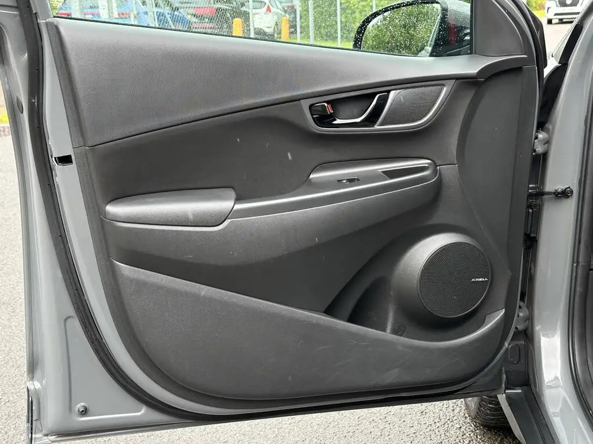 2020-hyundai-kona-16-gdi-premium-big-54