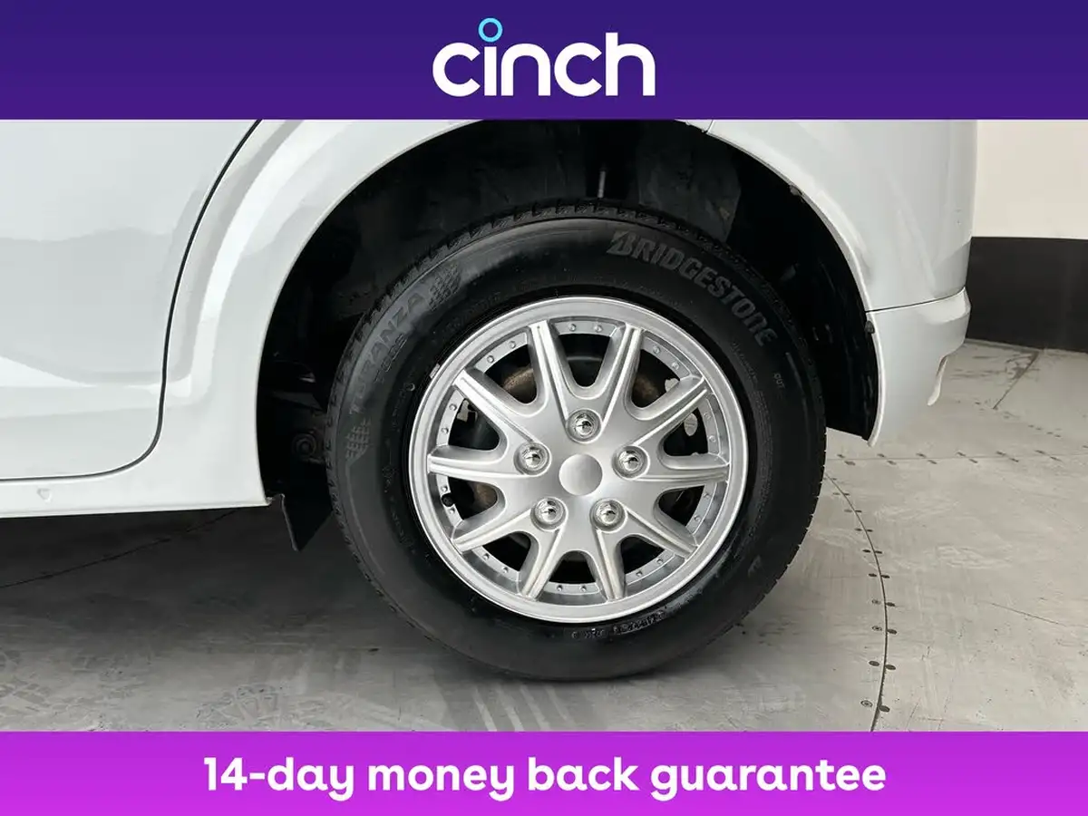 2021-dacia-sandero-10-sce-essential-big-24
