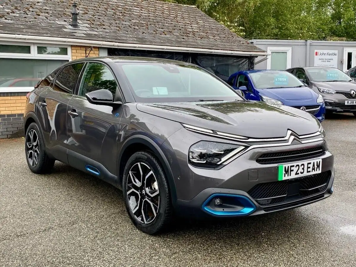 2022-citroen-c4-e-shine-plus-big-4