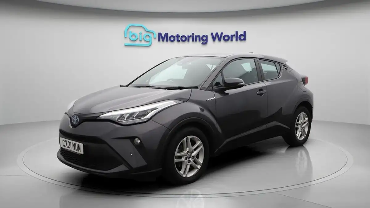 2021-toyota-c-hr-18-vvt-i-icon-big-3