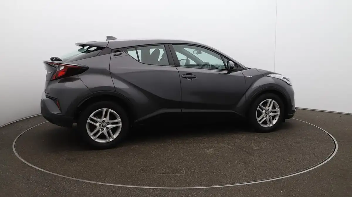 2021-toyota-c-hr-18-vvt-i-icon-big-51