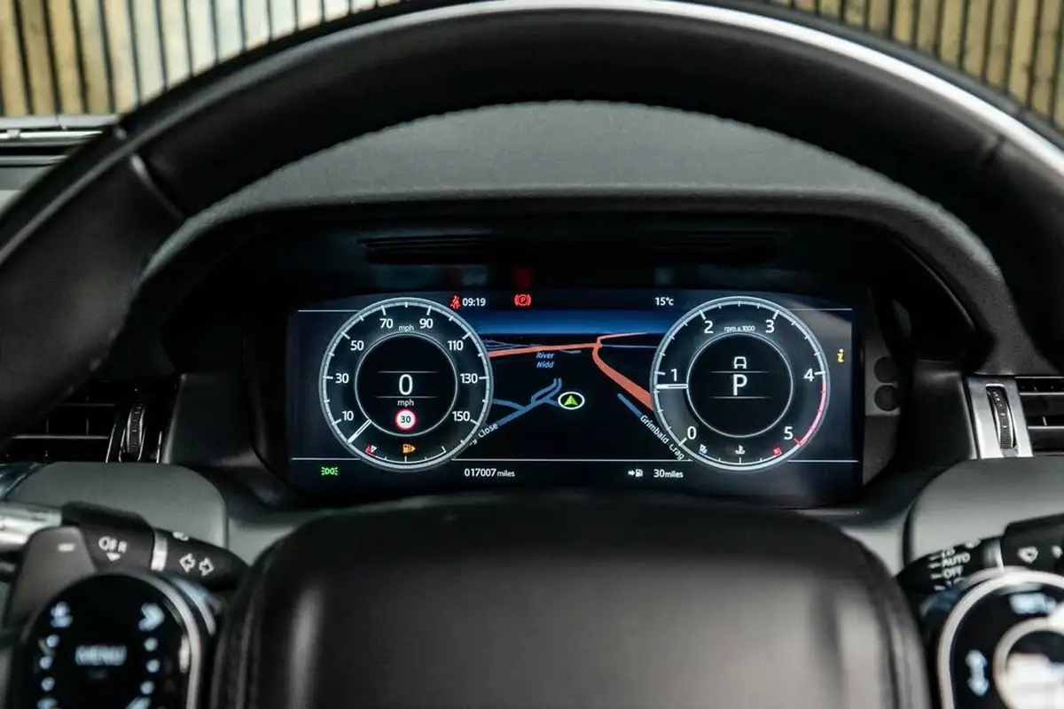 2020-land-rover-discovery-sport-20-d180-r-dynamic-hse-big-34