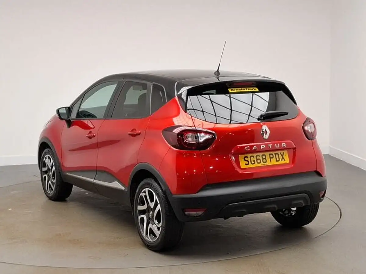 2018-renault-captur-09-tce-iconic-big-1