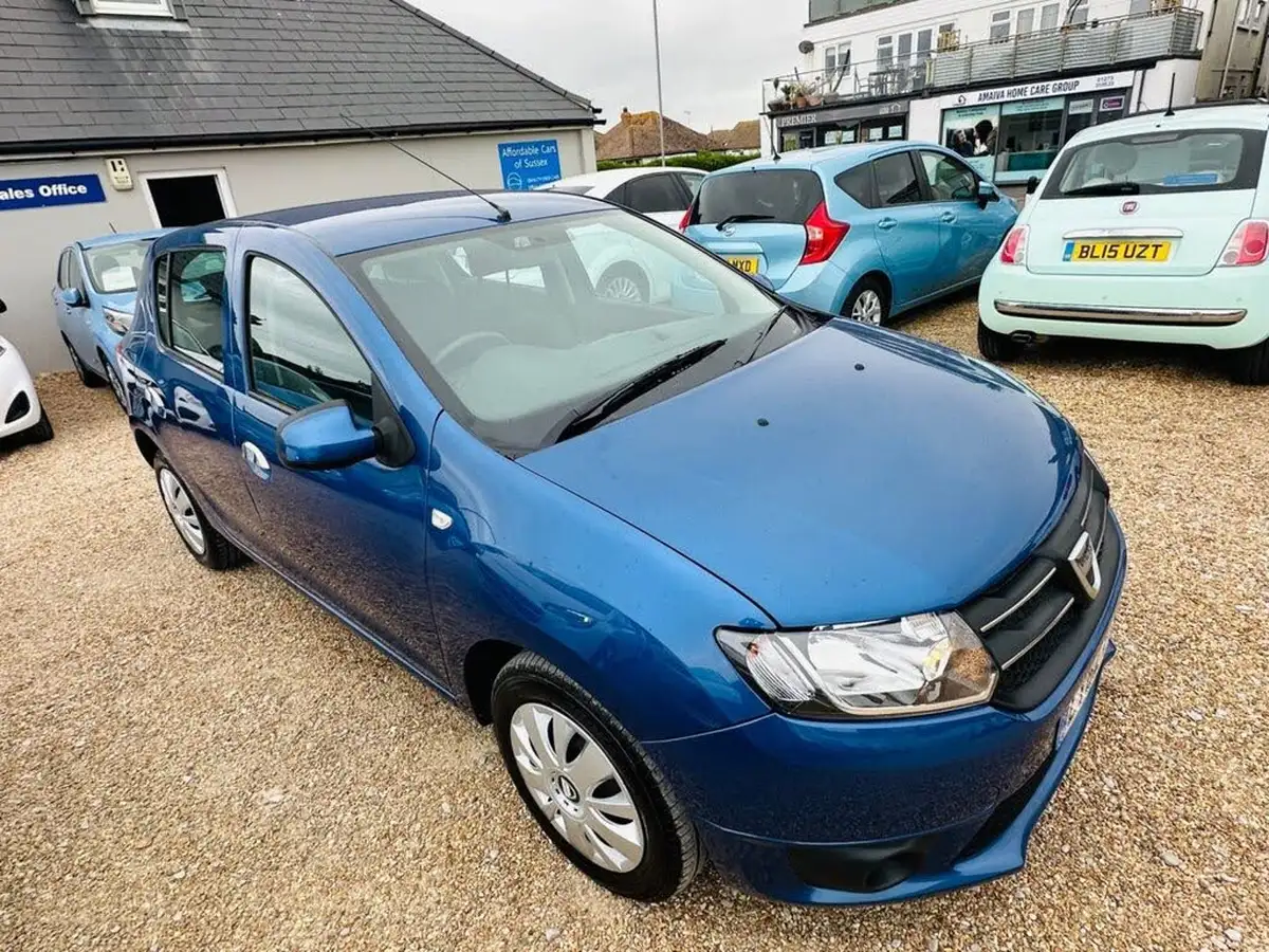 2013-dacia-sandero-15d-laureate-big-6