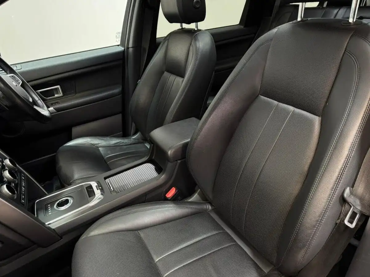 2019-land-rover-discovery-sport-20td4-landmark-big-32