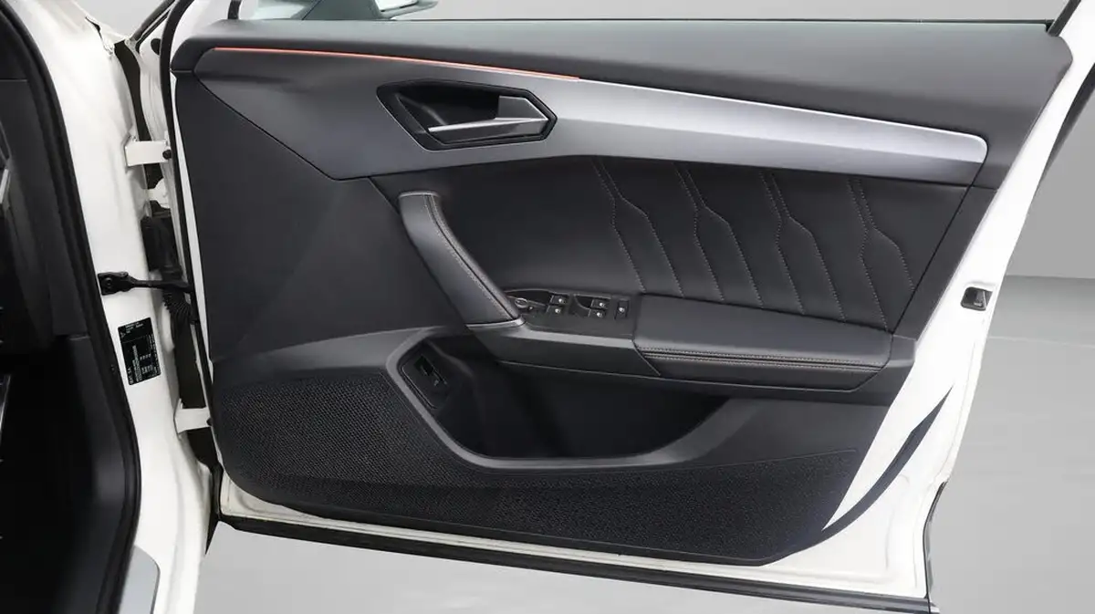 2022-cupra-formentor-20-tsi-vz2-310ps-4drive-big-15