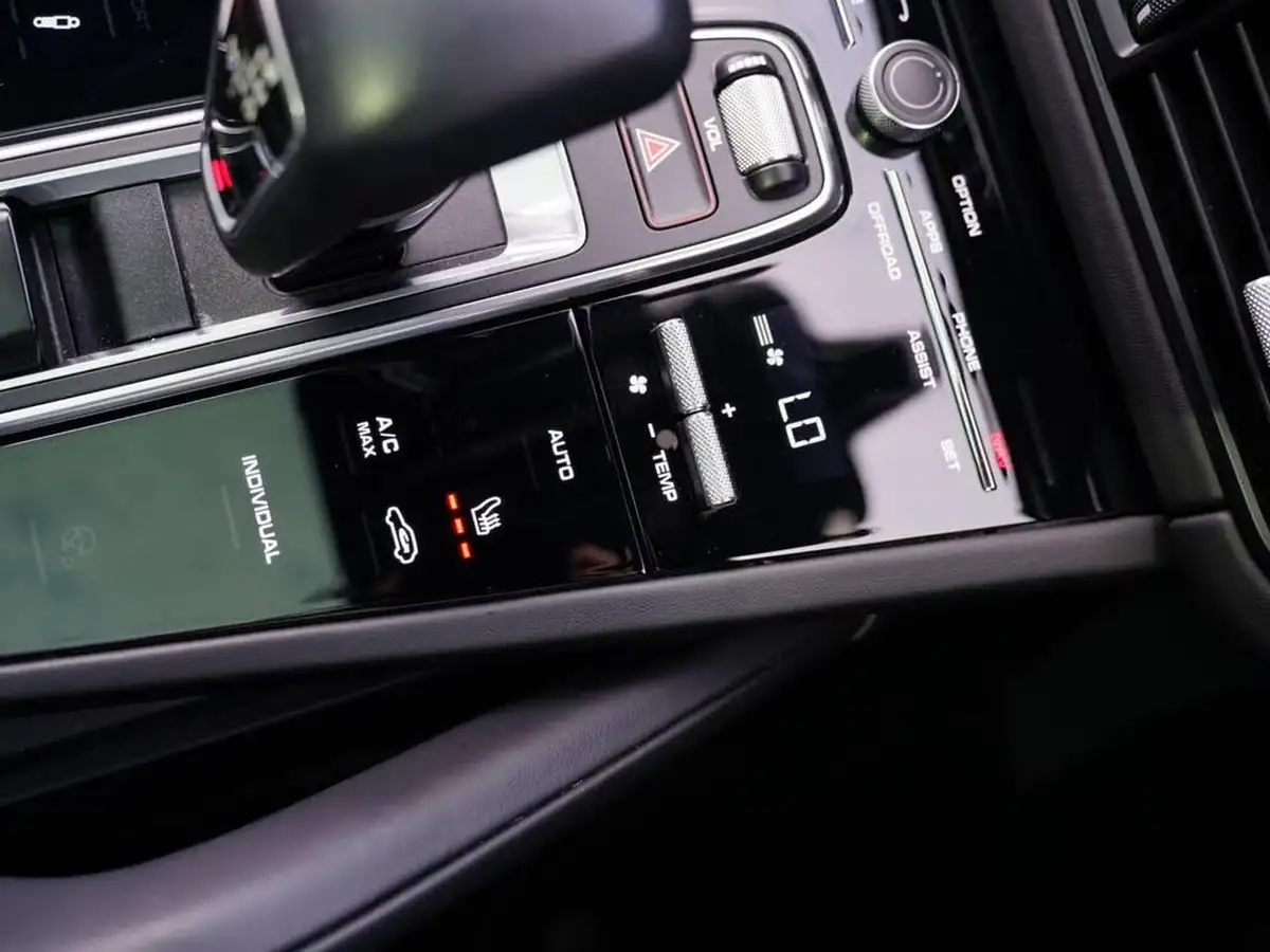 2022-porsche-cayenne-30-v6-e-hybrid-platinum-edition-462ps-station-wagon-big-48