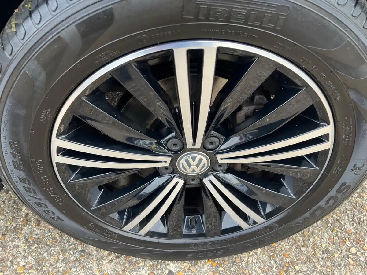 2018-volkswagen-tiguan-14-tsi-se-navigation-125ps-ss-big-8