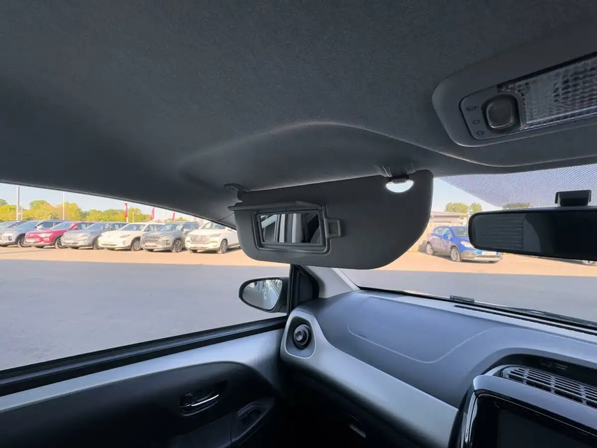 2016-citroen-c1-10-vti-flair-5d-etg-big-23