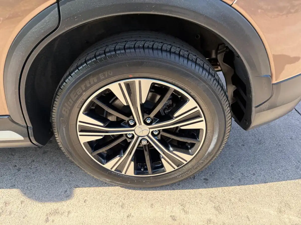 2021-mitsubishi-eclipse-cross-15-3-4wd-auto-big-16
