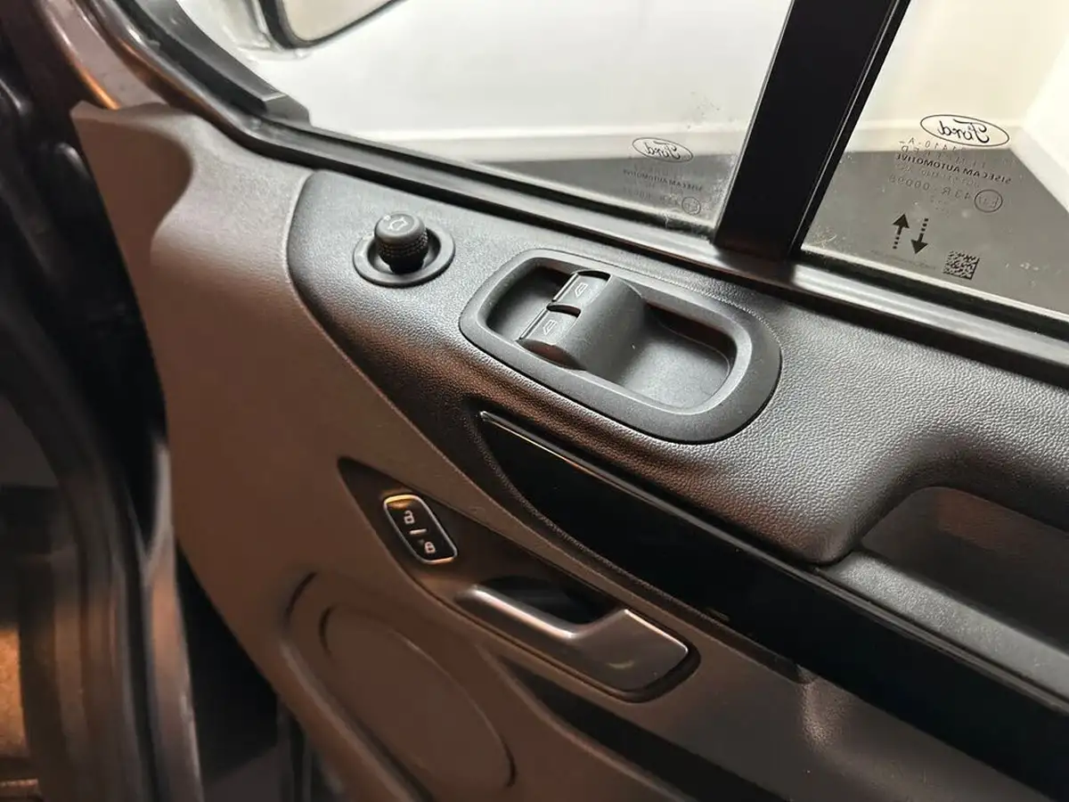 2022-ford-transit-custom-20tdci-300-l1h1-limited-130pseu6dt-panel-van-auto-big-26