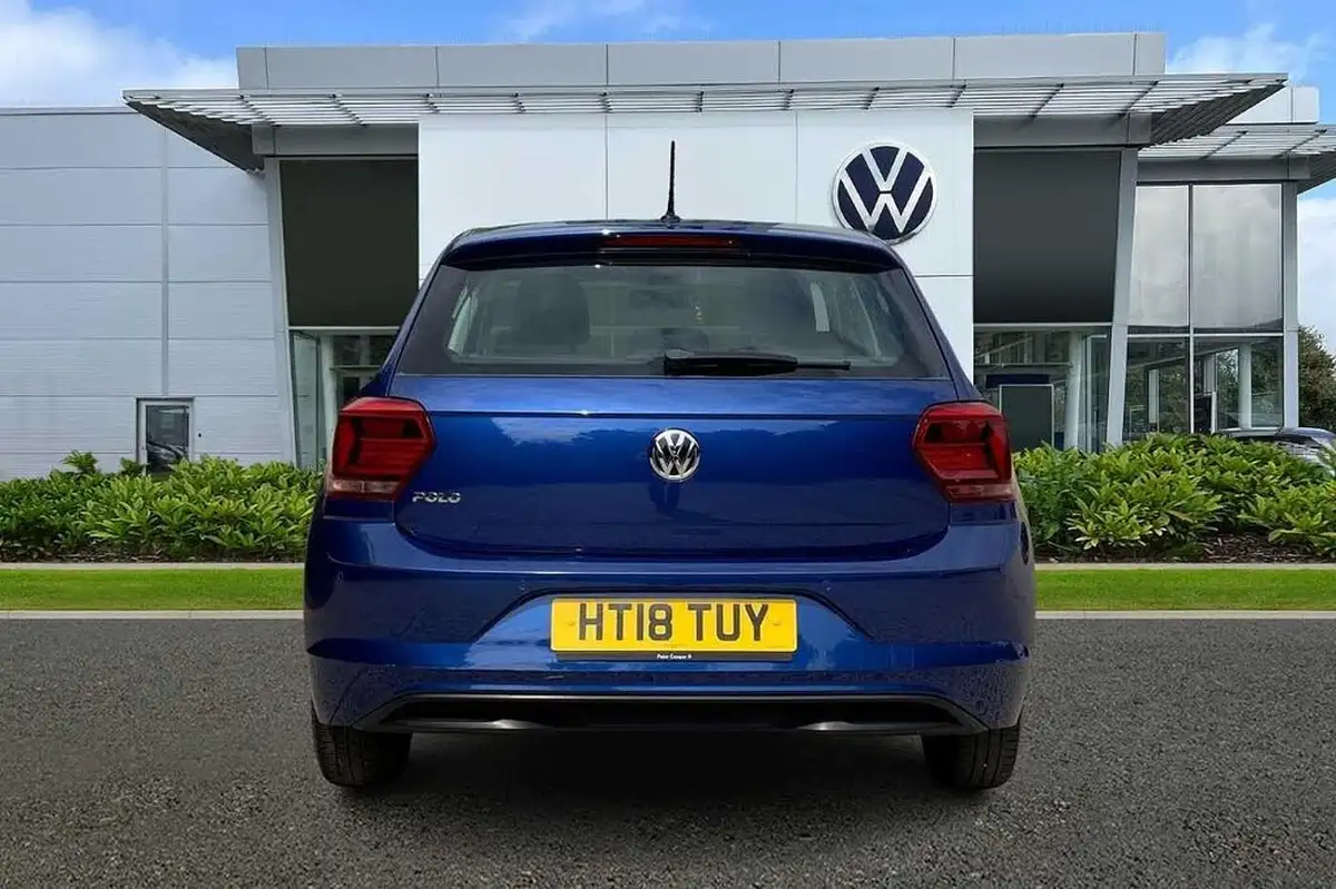 2018-volkswagen-polo-10-se-75ps-big-8