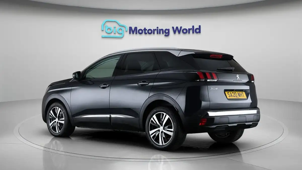 2020-peugeot-3008-suv-12-puretech-allure-big-5