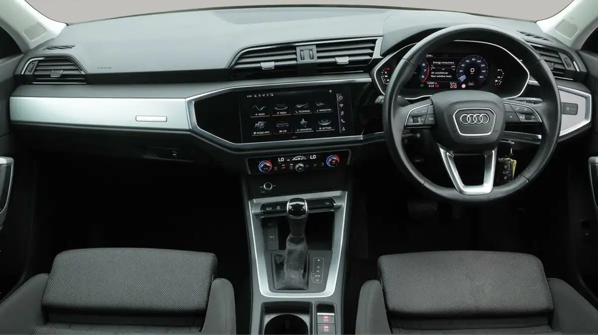 2021-audi-q3-15-35-tfsi-cod-sportback-s-tronic-big-13