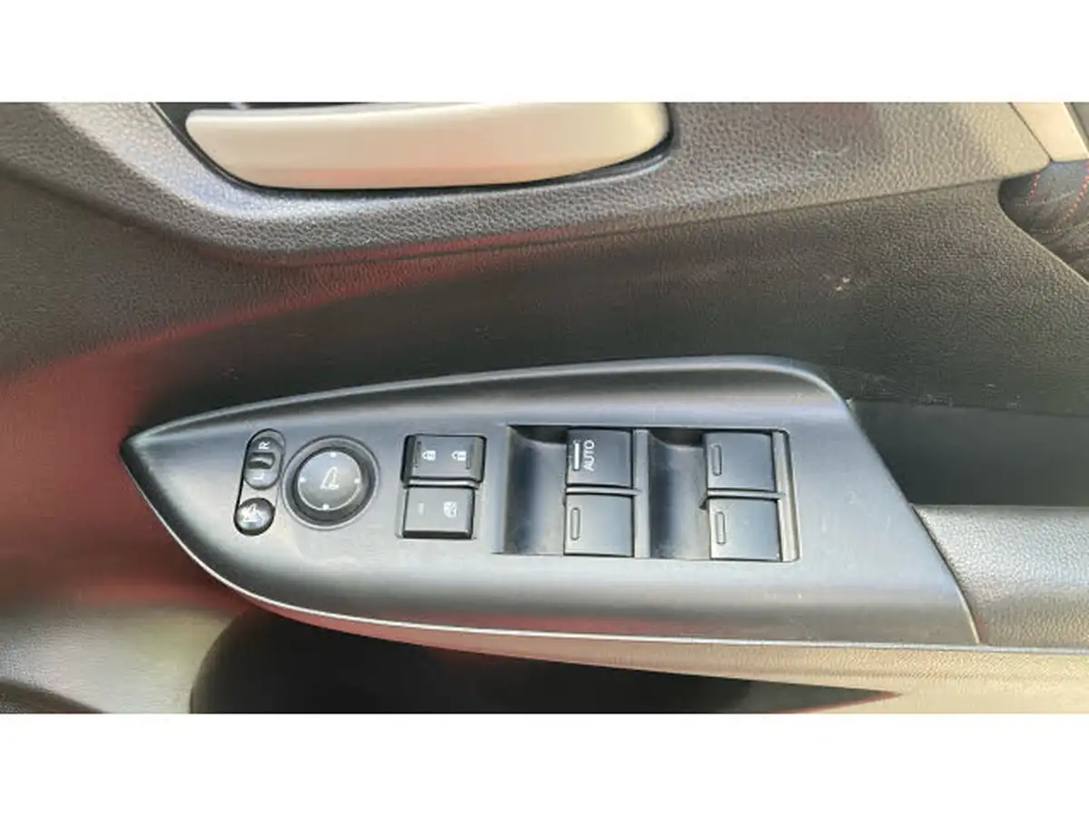 2019-honda-jazz-15-i-vtec-sport-navi-big-15