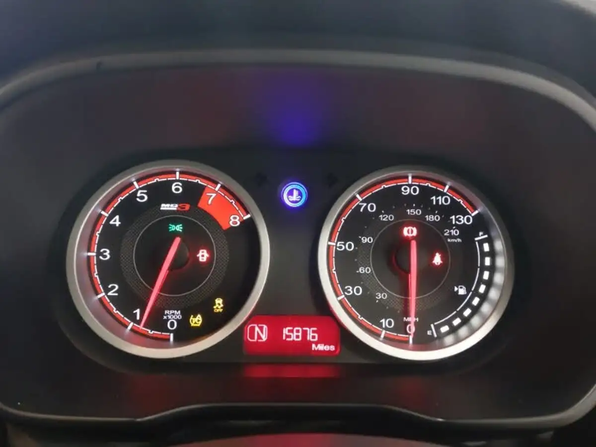 2024-mg-mg3-15-vti-tech-exclusive-nav-big-18