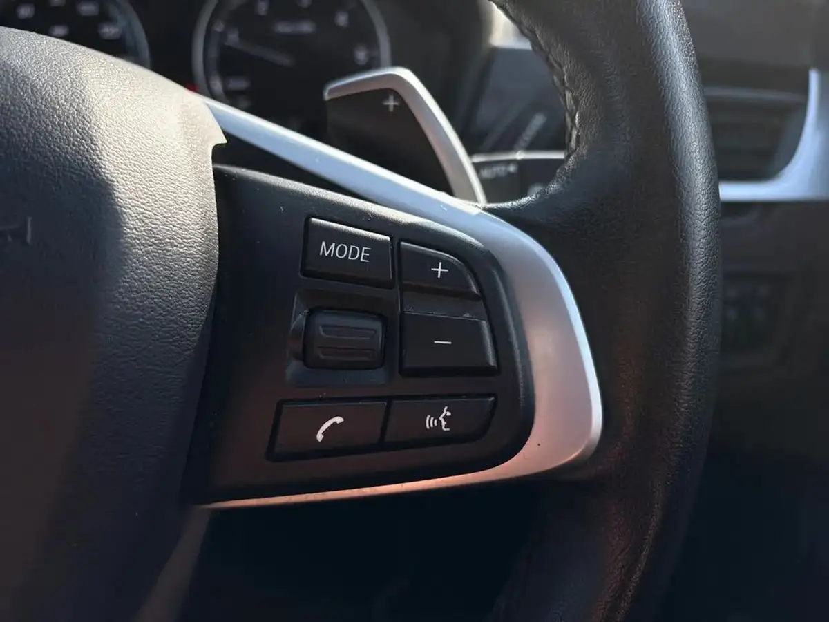 2022-bmw-x1-20td-sdrive18d-xline-sport-auto-big-24