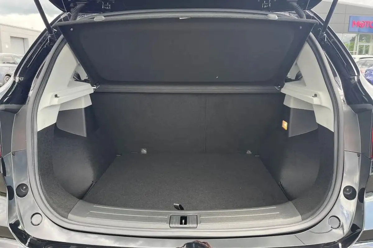 2024-mg-zs-suv-e-trophy-connect-ev-156ps-long-range-big-8