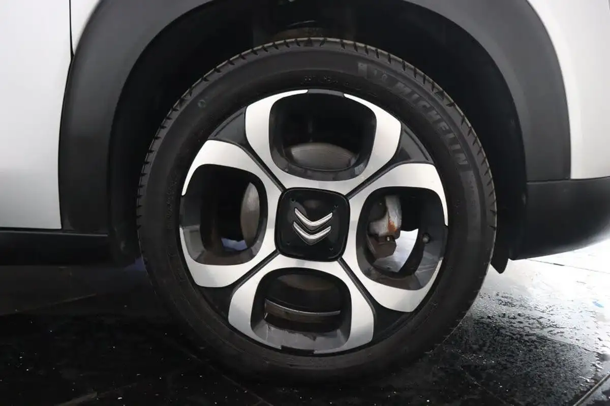 2020-citroen-c3-aircross-12-puretech-flair-110ps-ss-big-36