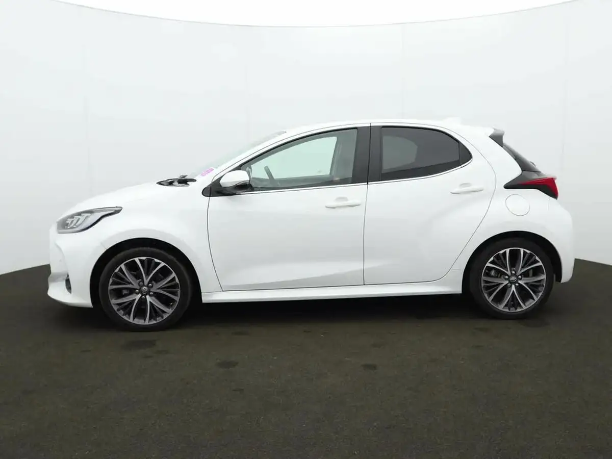 2022-toyota-yaris-15-vvt-i-excel-big-4