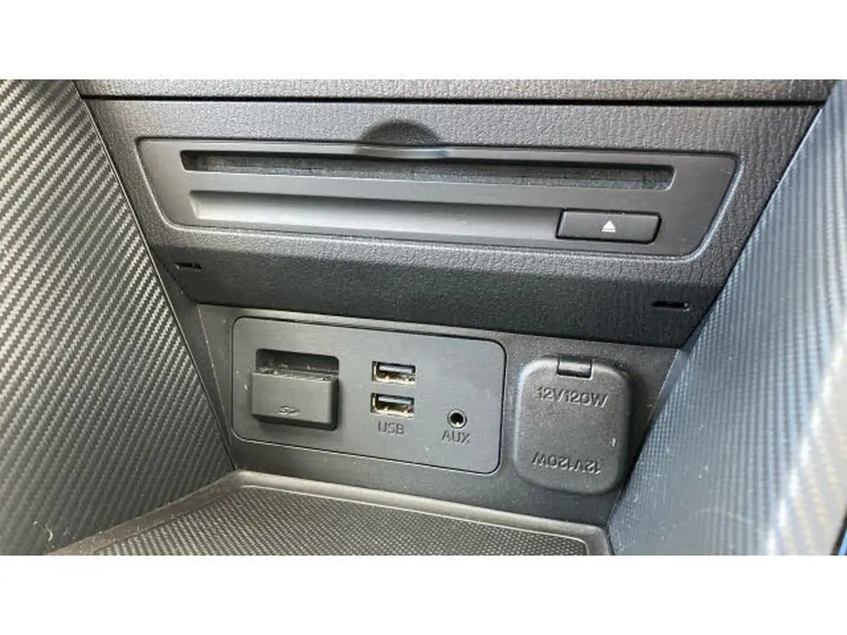 2019-mazda-mazda2-15-se-l-nav-auto-big-25