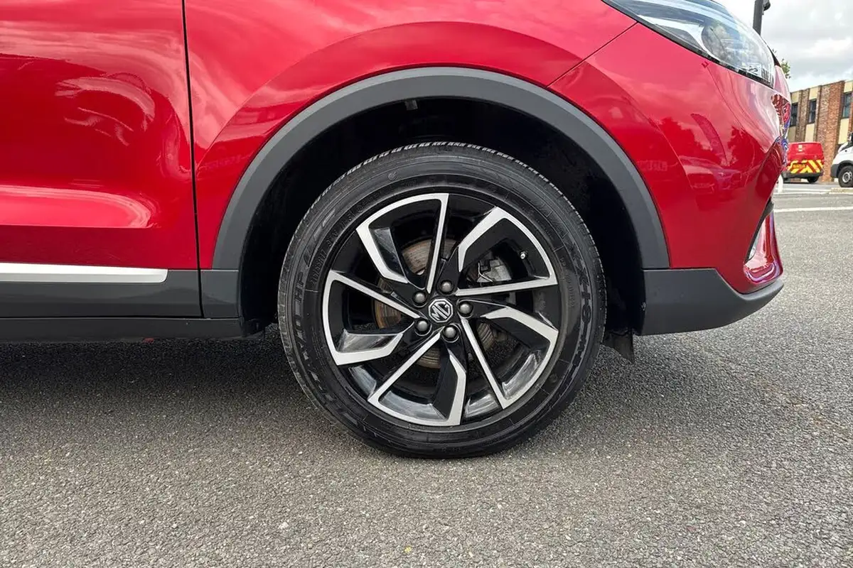 2024-mg-zs-suv-15-vti-tech-exclusive-big-16