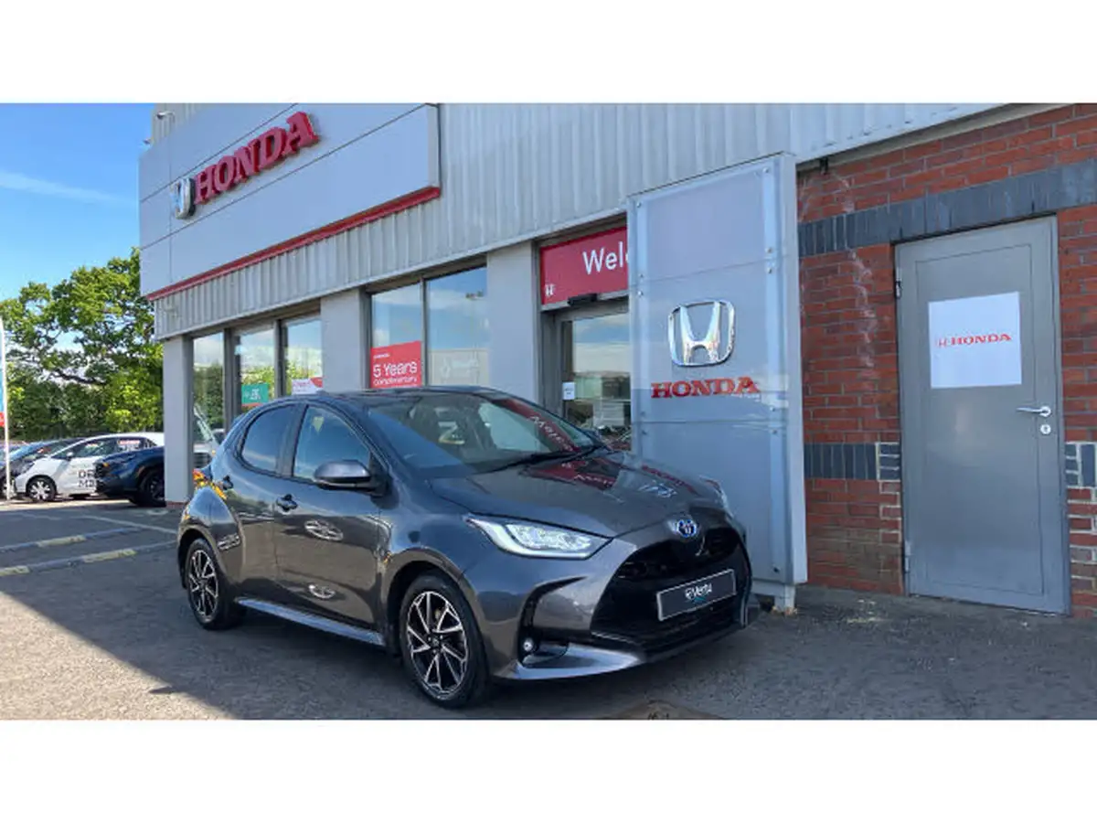 2022-toyota-yaris-15-vvt-i-design-big-38