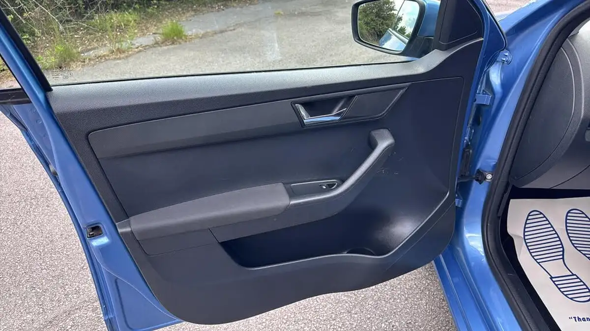 2019-skoda-fabia-10-mpi-se-75ps-estate-big-28
