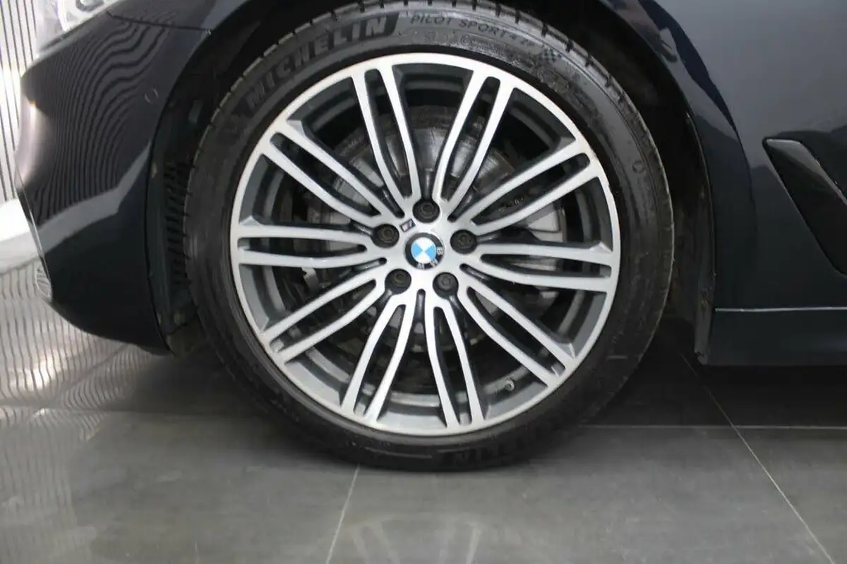 2017-bmw-5-series-20td-520d-m-sport-xdrive-saloon-4d-big-8